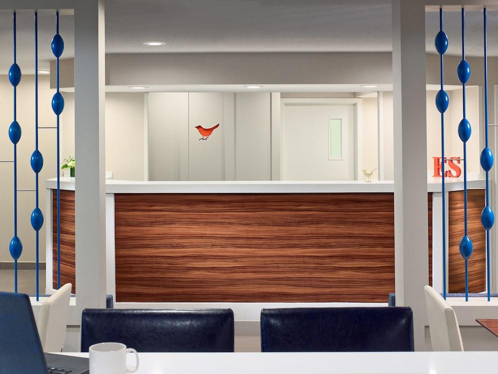 Staybridge Suites Boston - Burlington By Ihg Екстериор снимка
