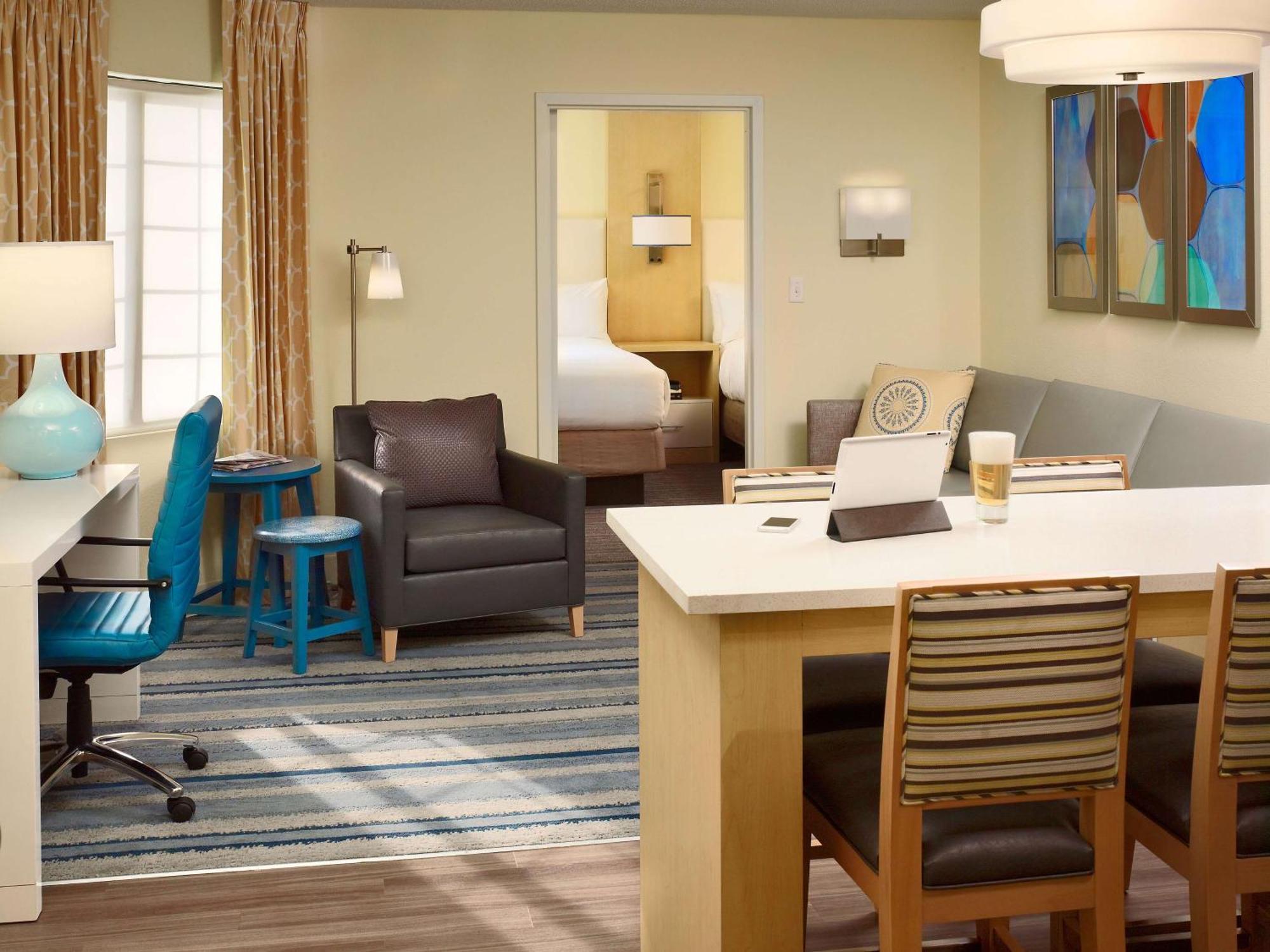 Staybridge Suites Boston - Burlington By Ihg Екстериор снимка